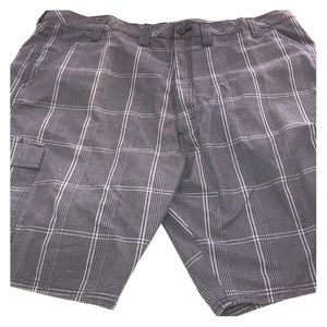 Men’s plaid shorts size 44 new with tags